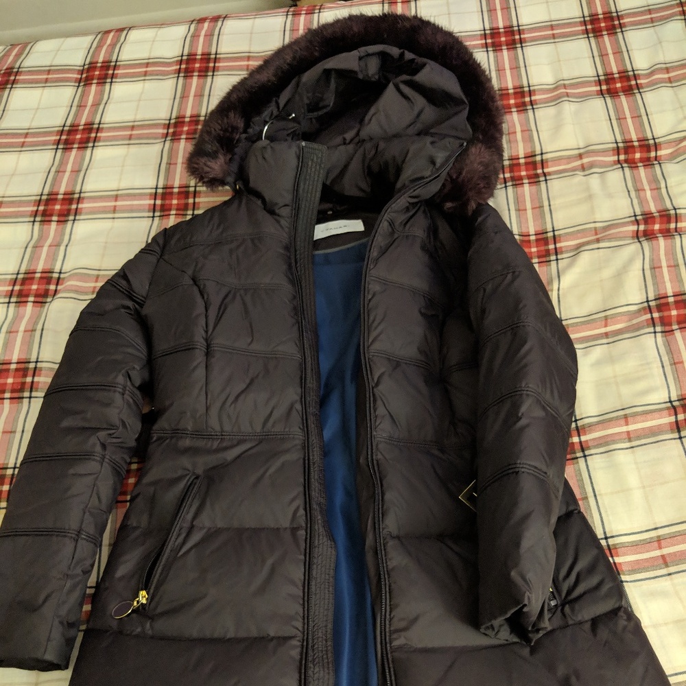 🎵Womens Winter jacket (size S)